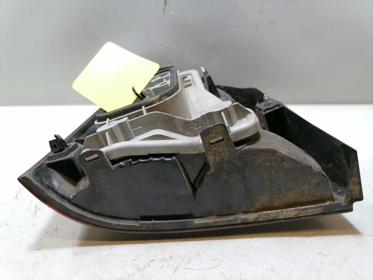 VW Polo 9N3 original Rücklicht Rückleuchte Schlussleuchte rechts BJ06